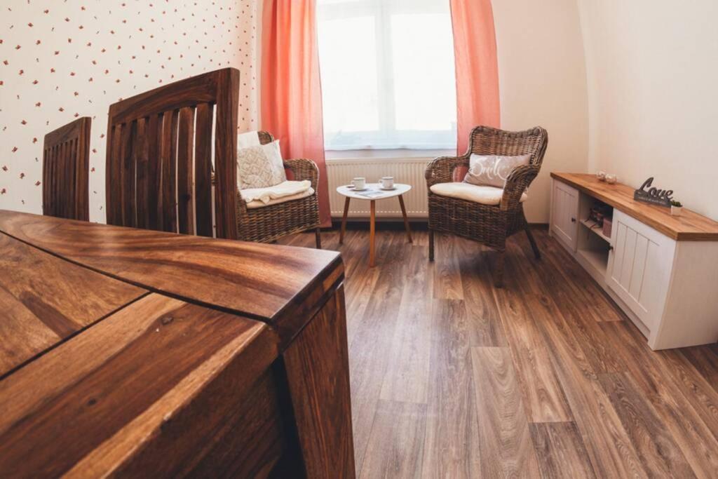 Stylovy Apartman V Centru Nachoda Ngoại thất bức ảnh
