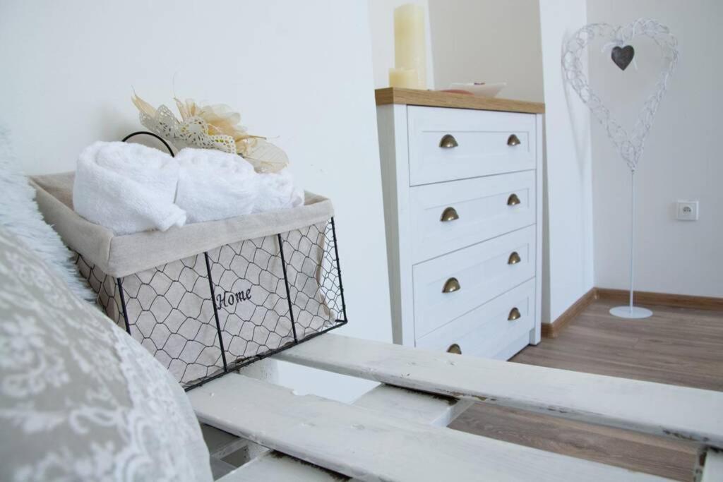 Stylovy Apartman V Centru Nachoda Ngoại thất bức ảnh