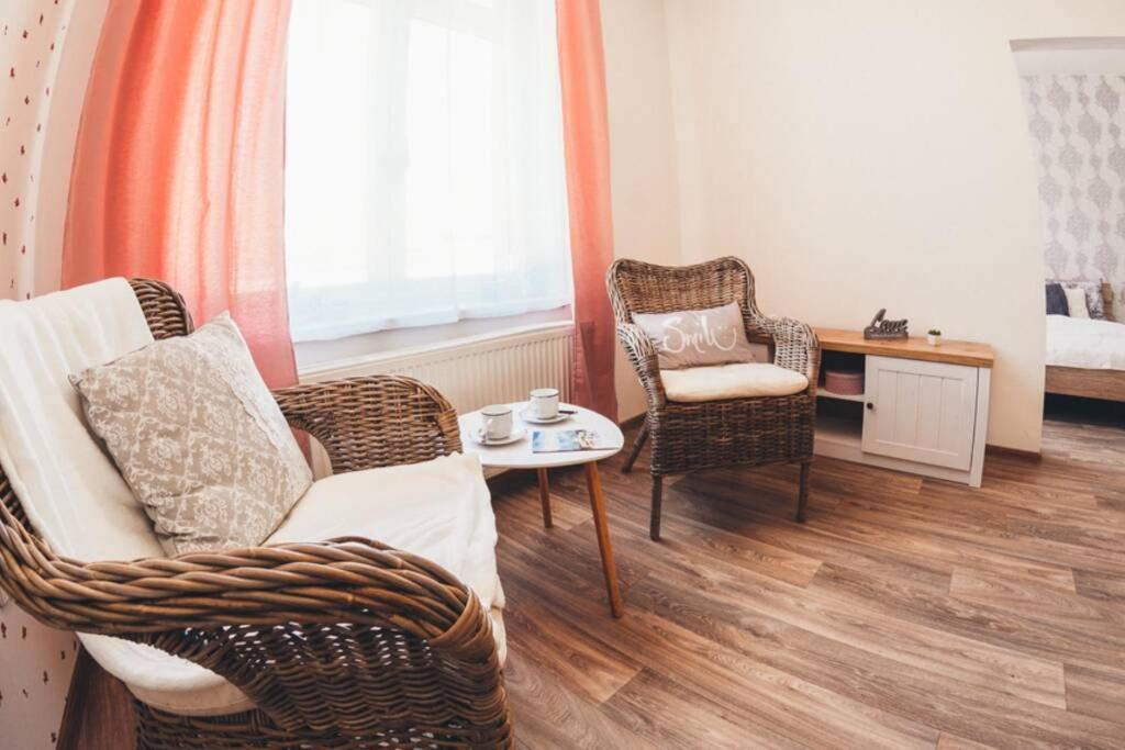 Stylovy Apartman V Centru Nachoda Ngoại thất bức ảnh